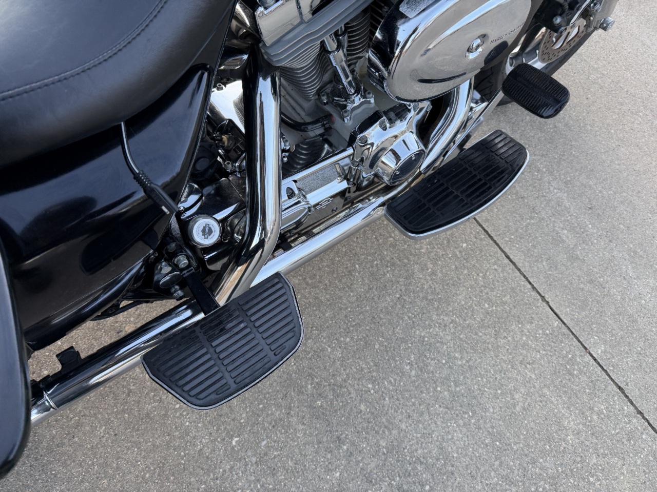 2001 Harley-Davidson FLHT Electra Glide Standard